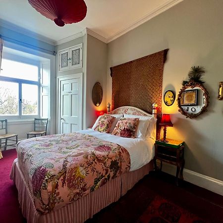 Central Apartment With Parking, Original Art And Antiques Единбург Екстер'єр фото