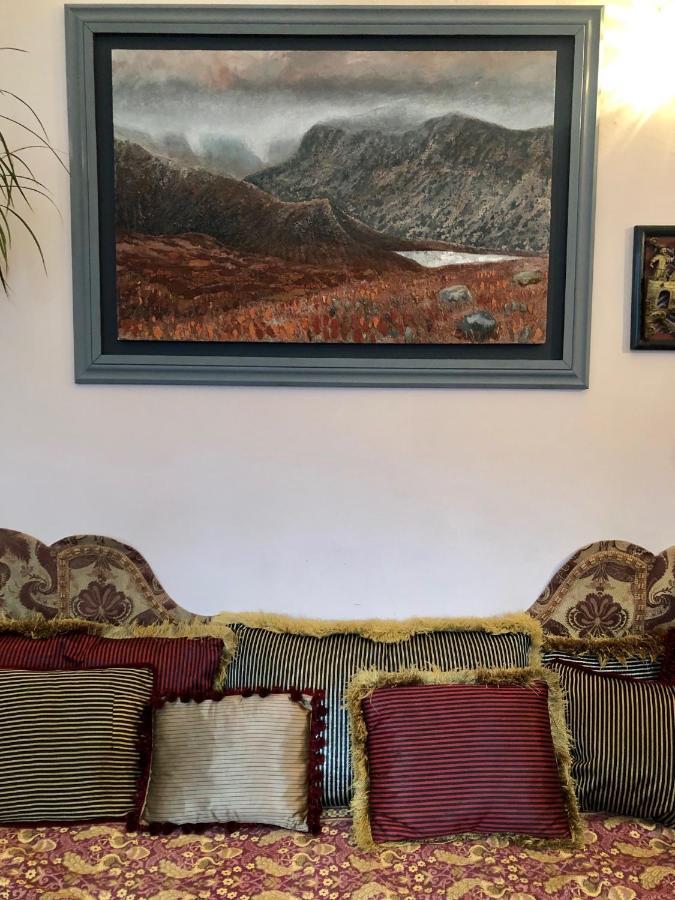 Central Apartment With Parking, Original Art And Antiques Единбург Екстер'єр фото