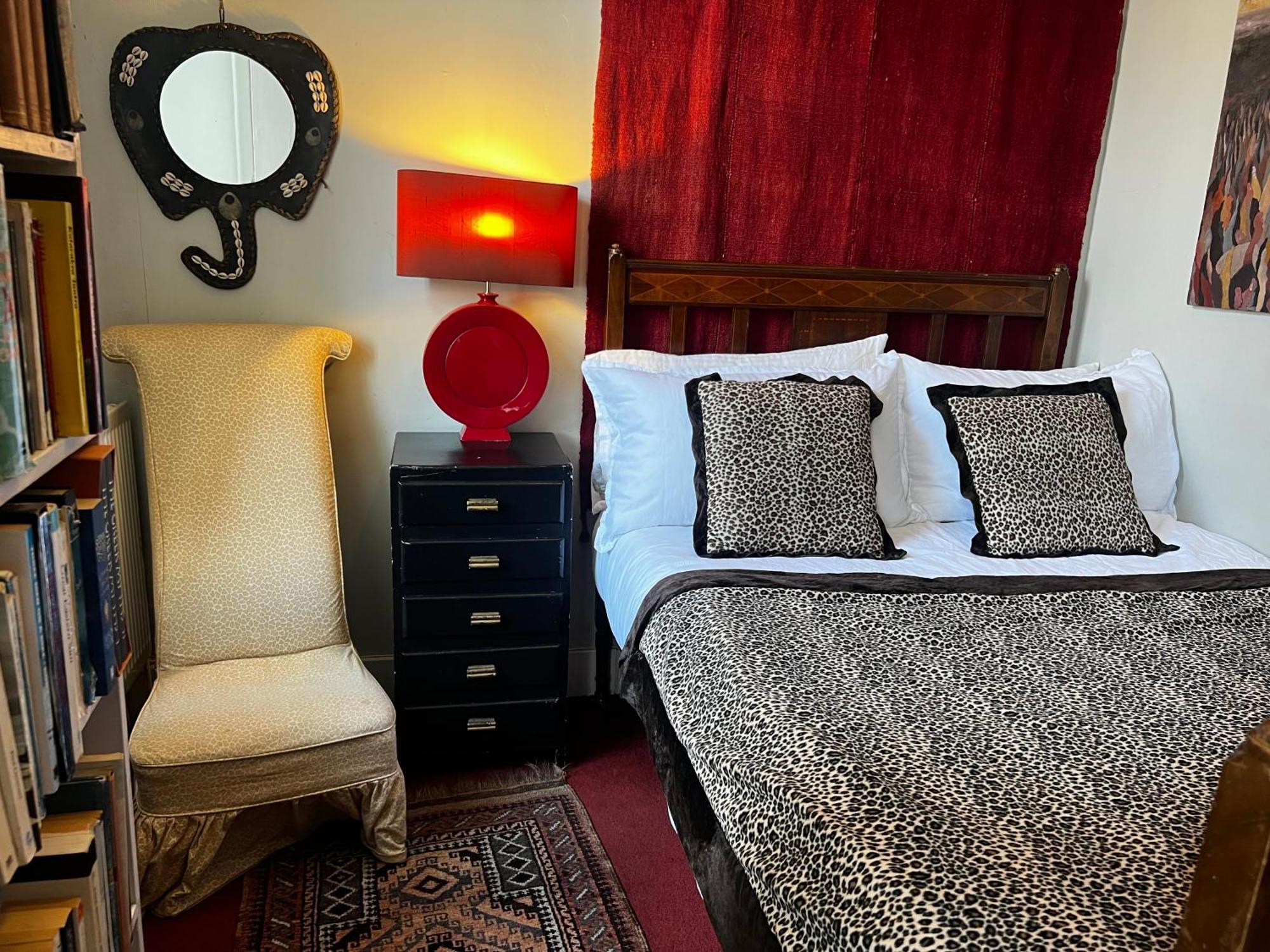 Central Apartment With Parking, Original Art And Antiques Единбург Екстер'єр фото