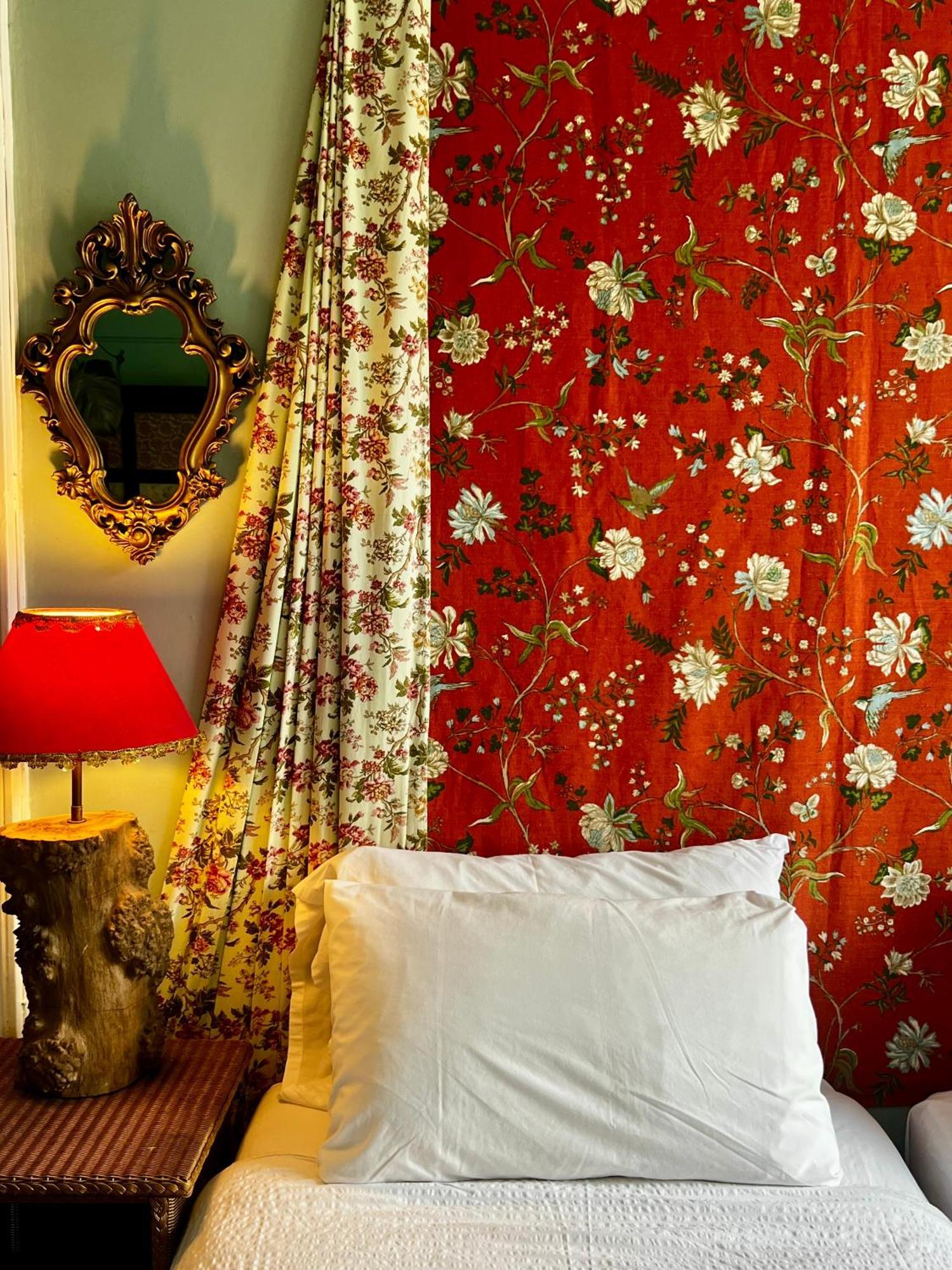 Central Apartment With Parking, Original Art And Antiques Единбург Екстер'єр фото