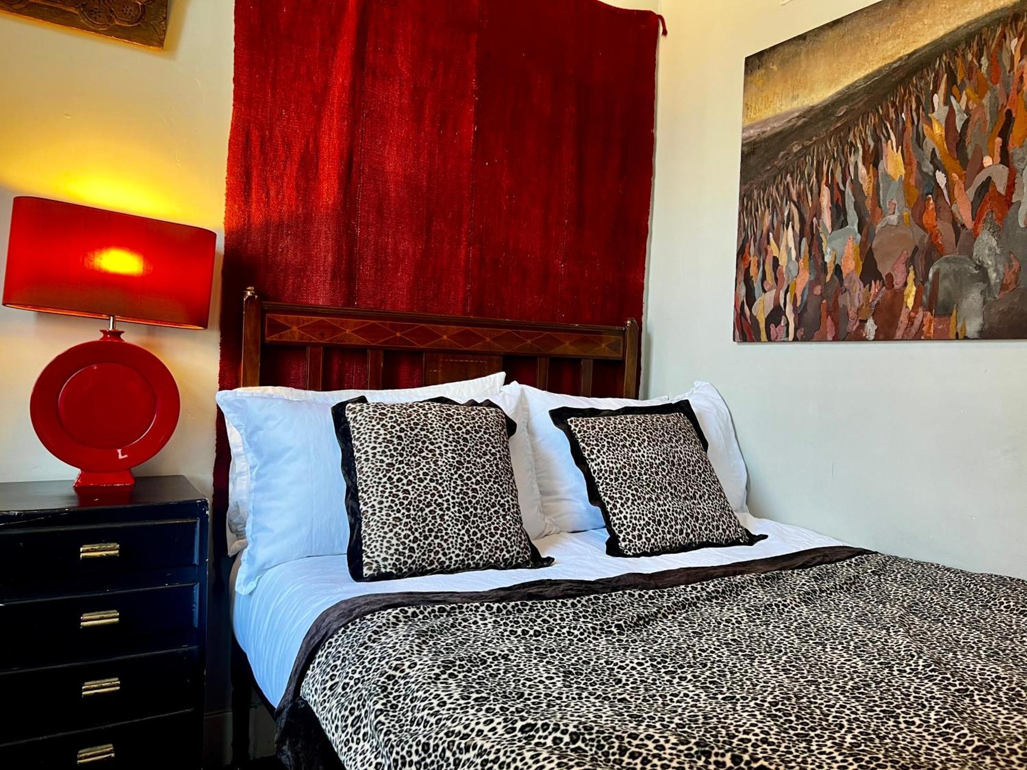 Central Apartment With Parking, Original Art And Antiques Единбург Екстер'єр фото